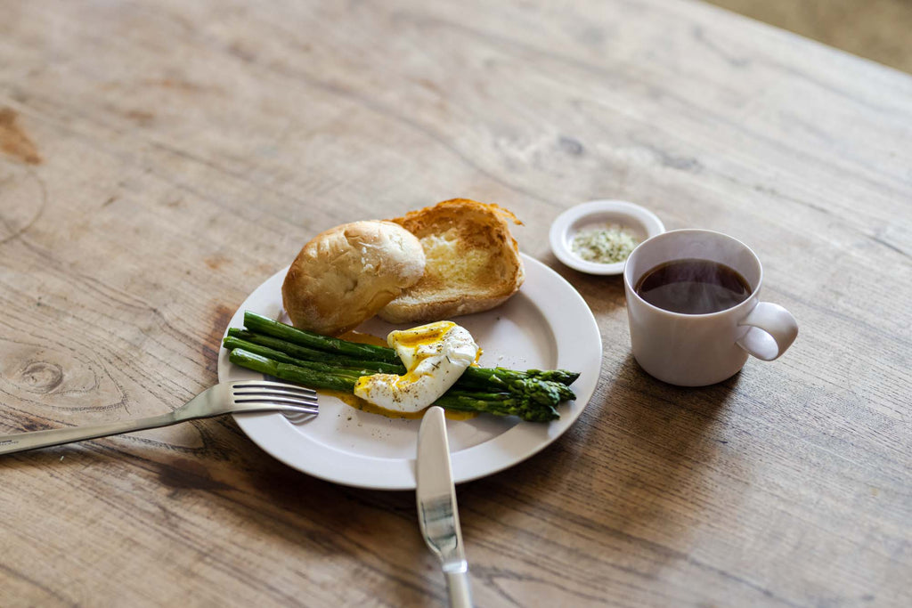 yumiko iihoshi porcelain unjour cup sakura-kumo