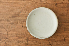 広川絵麻 7寸リム皿 白