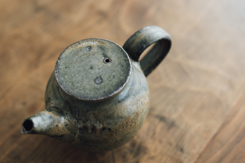 広川絵麻 ポット 黒