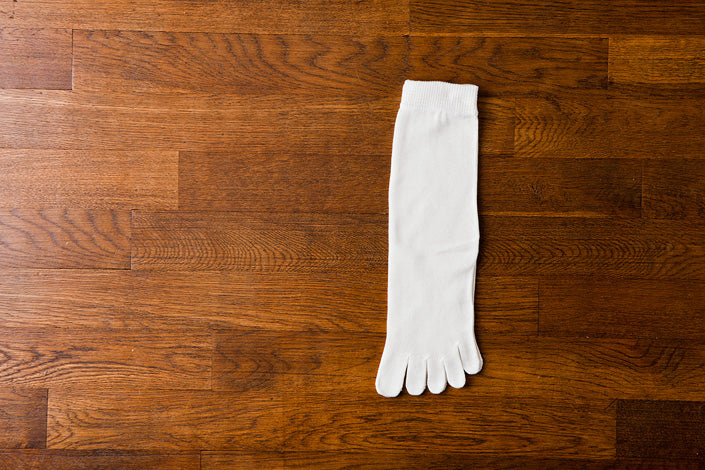 うさぎの会 上質絹5本指靴下