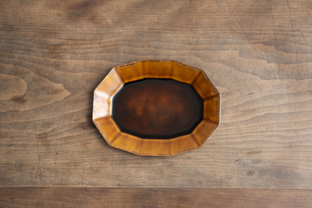 安齋新・厚子 飴釉楕円皿(中)