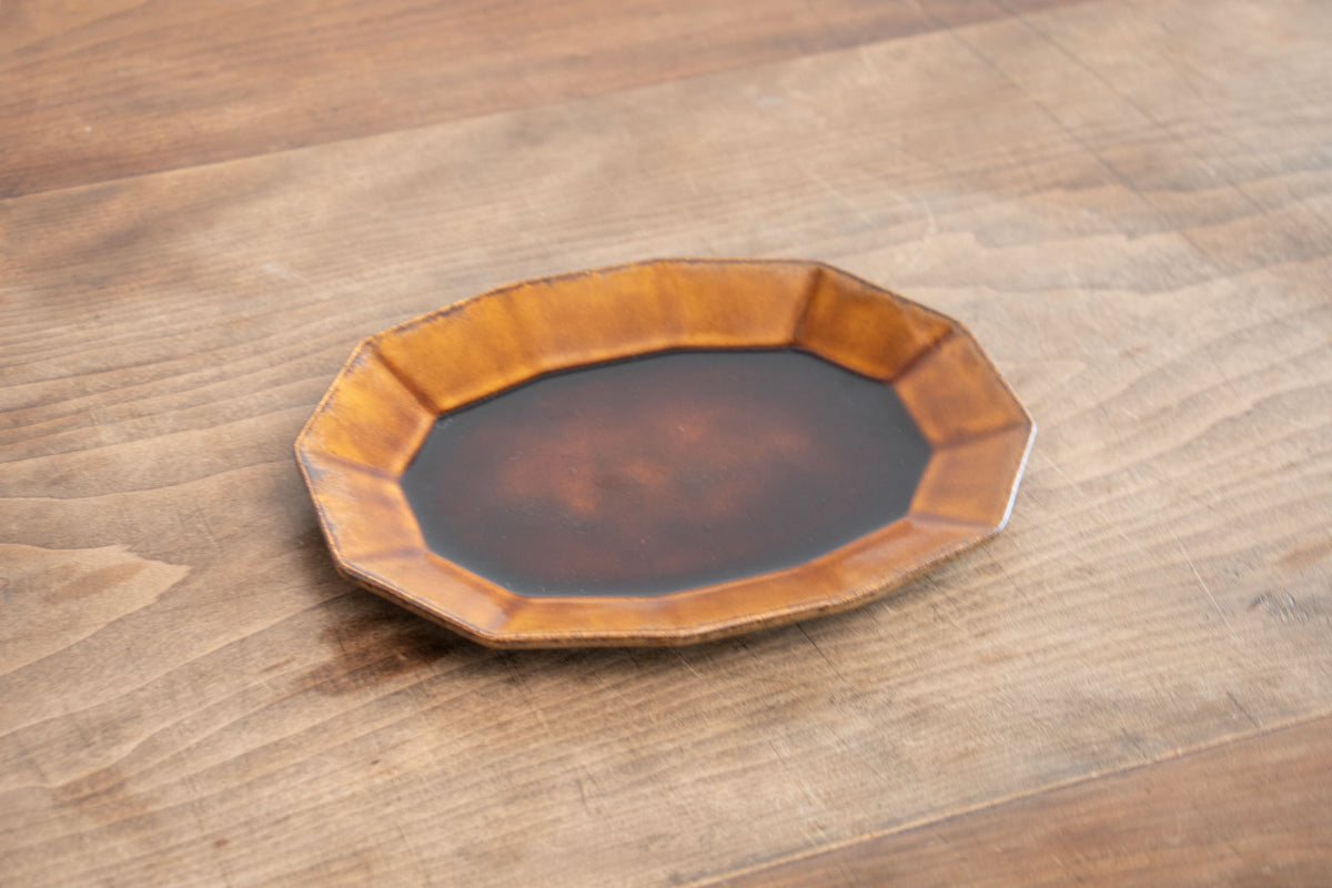 安齋新・厚子 飴釉楕円皿（大） 安齋新・厚子 飴釉楕円皿（大） 安齋新・厚子 飴釉楕円皿（中）