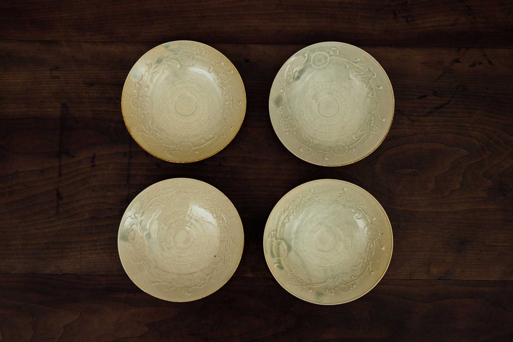 安齋新・厚子 青磁刻紋6寸鉢