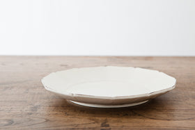 安齋新・厚子 渕鉄輪花7寸皿