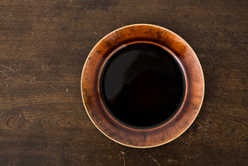 安齋新・厚子 飴釉7寸リム皿