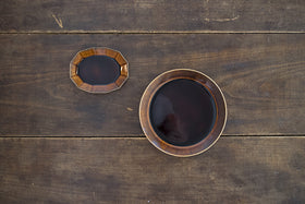 安齋新・厚子 飴釉6寸リム皿