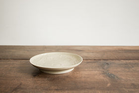 安齋新・厚子 青磁刻紋5寸皿