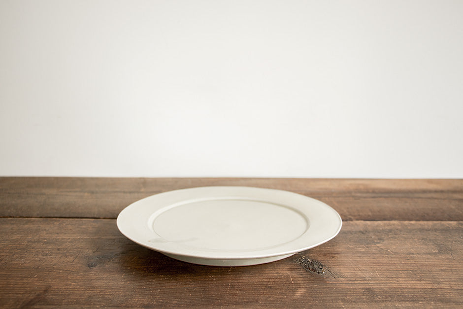 安齋新・厚子 青磁8寸段皿