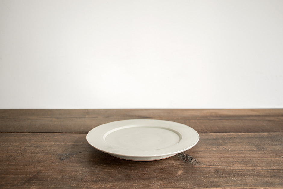 安齋新・厚子 青磁7寸段皿