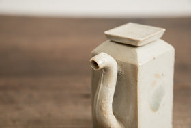 安齋新・厚子 青磁醤油差し