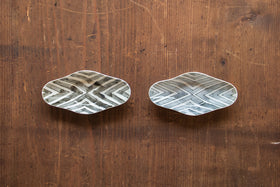 安齋新・厚子 白磁染付ふね