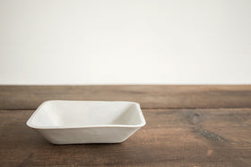 安齋新・厚子 白磁バット皿