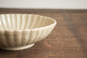 安齋新・厚子 玉子手菱形菊鉢