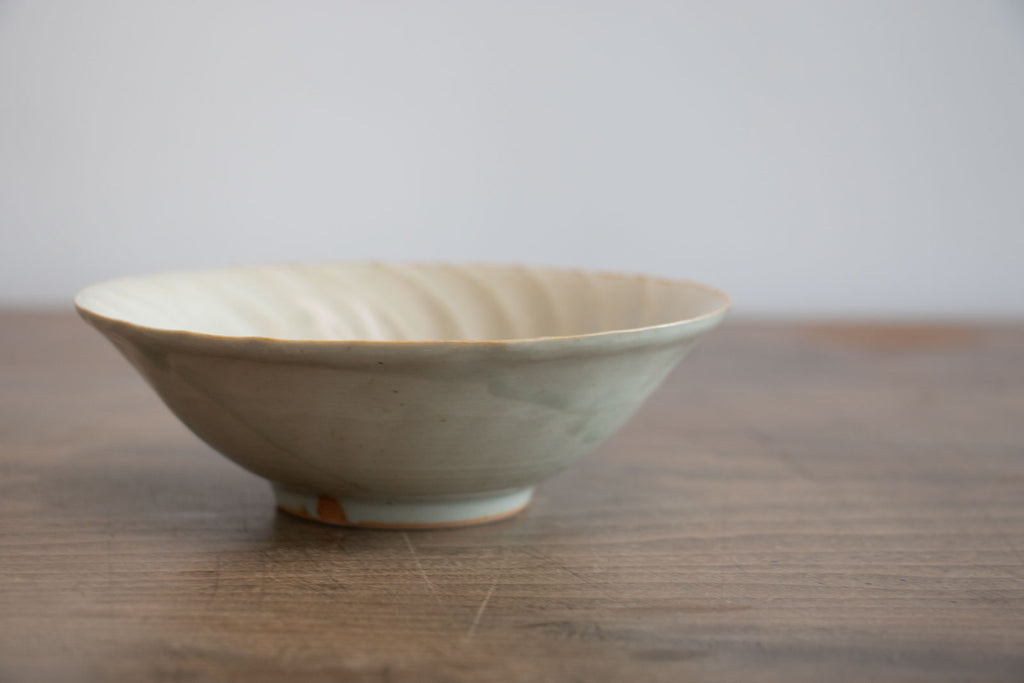 安齋新・厚子 青磁ねじり小鉢