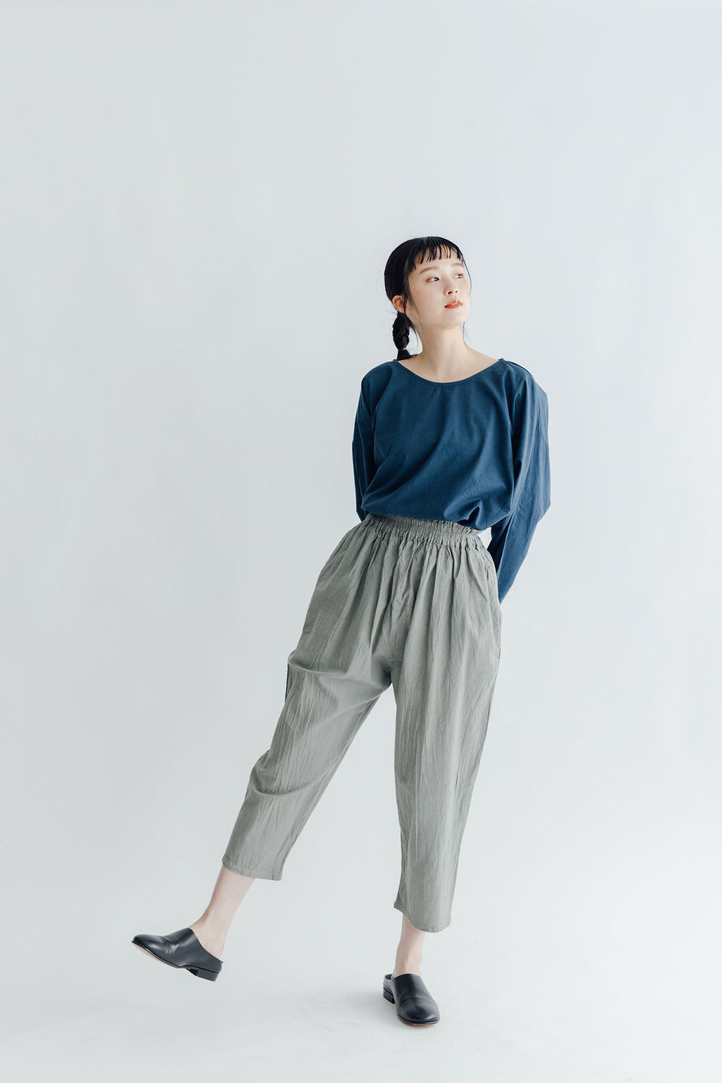 ヂェン先生の日常着 クロップドパンツ