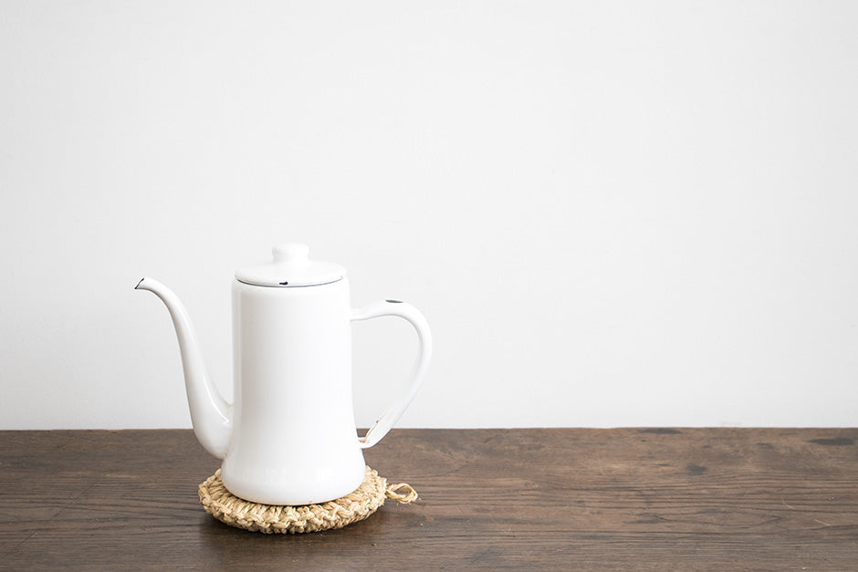 佐渡のわら釜敷き