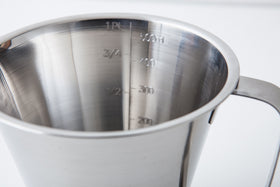 Jonas 計量カップ