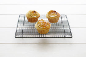 CINQ イギリスのケーキクーラー