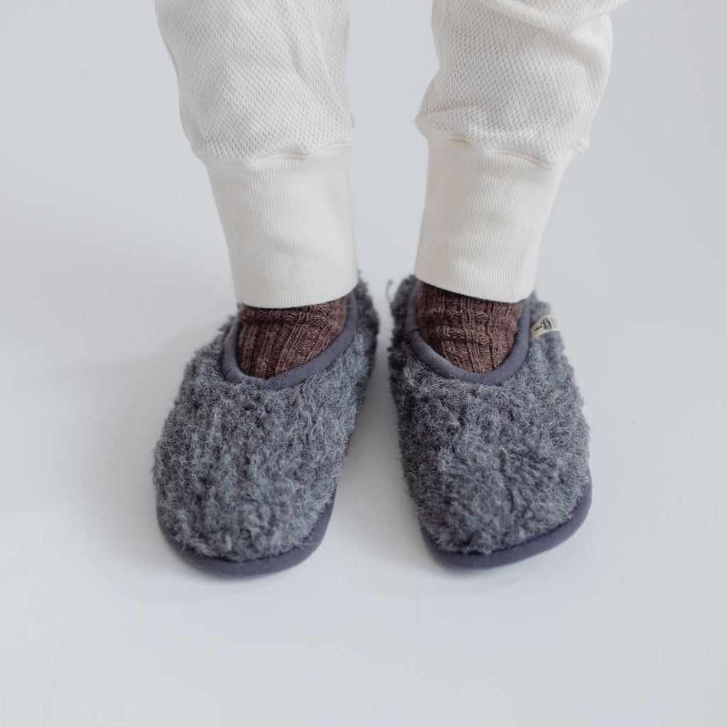 COLD BREAKER ルームシューズ