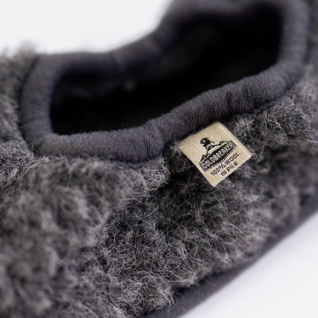 COLD BREAKER ルームシューズ