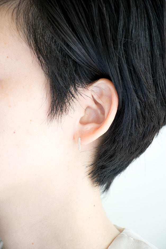 muimaur thin ピアス シルバー