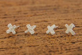 muimaur cross ピアス シルバー