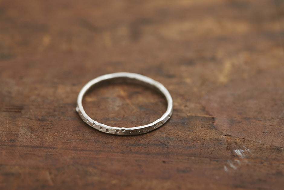 muimaur 薄ヒラリング シルバー