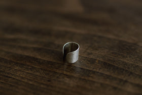 muimaur イヤーカフ think different シルバー