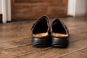 NAOT IRIS ウォールナット