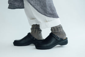 NAOT IRIS マットブラック