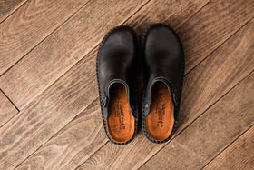 NAOT IRIS マットブラック