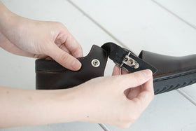 NAOT OLGA バッファローレザー