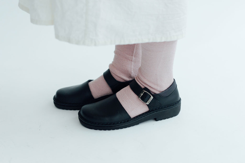 NAOT OLGA マットブラック