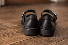 NAOT OLGA マットブラック