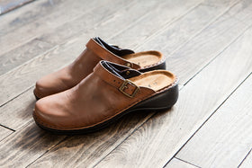 NAOT IRIS チェスナット