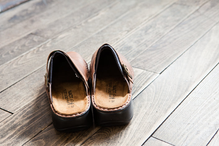 NAOT IRIS チェスナット