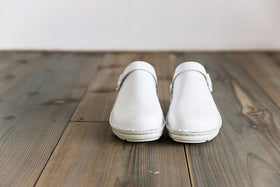 NAOT IRIS ホワイト