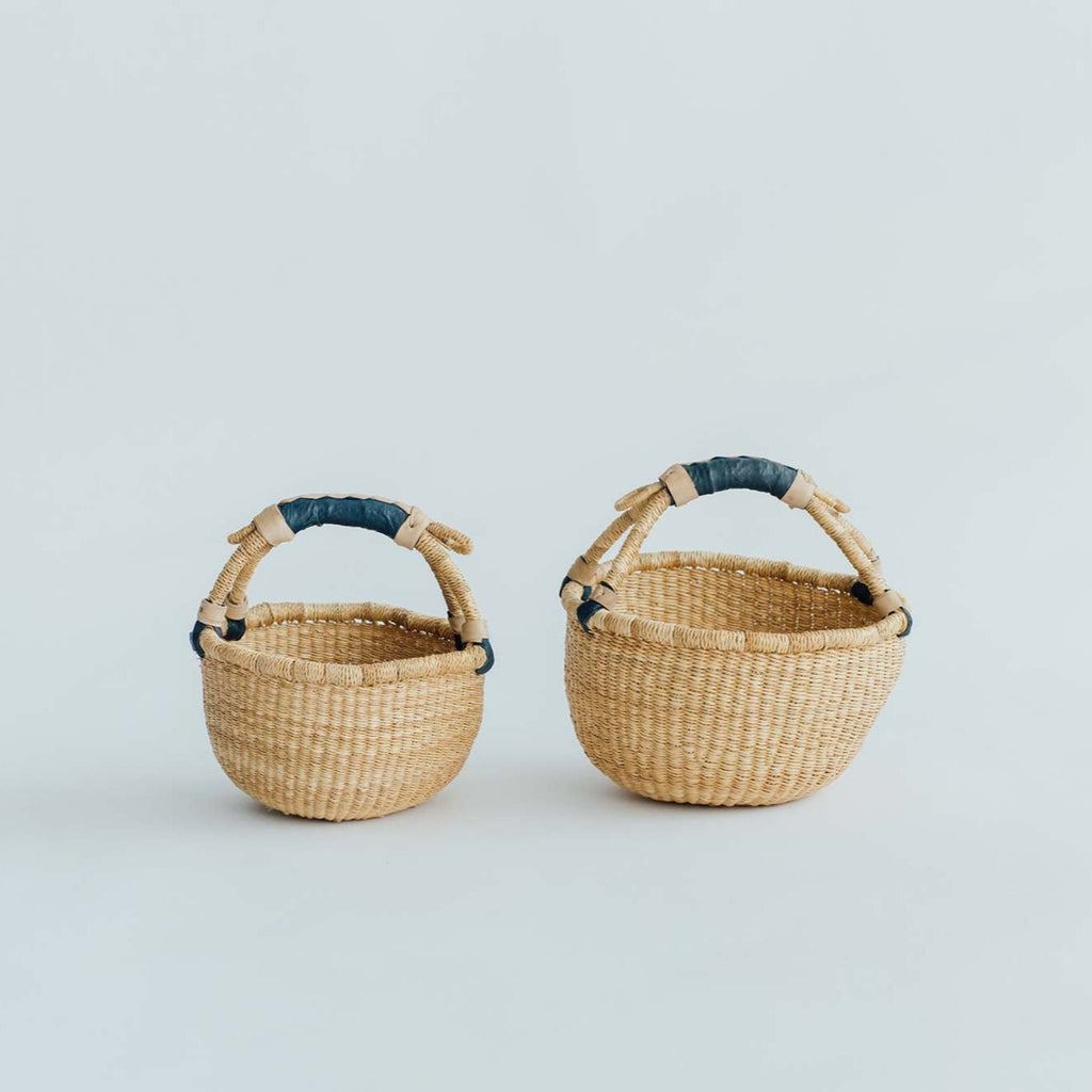 LIGHT YEARS ブルキナバスケット