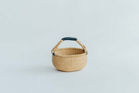 LIGHT YEARS ブルキナバスケット