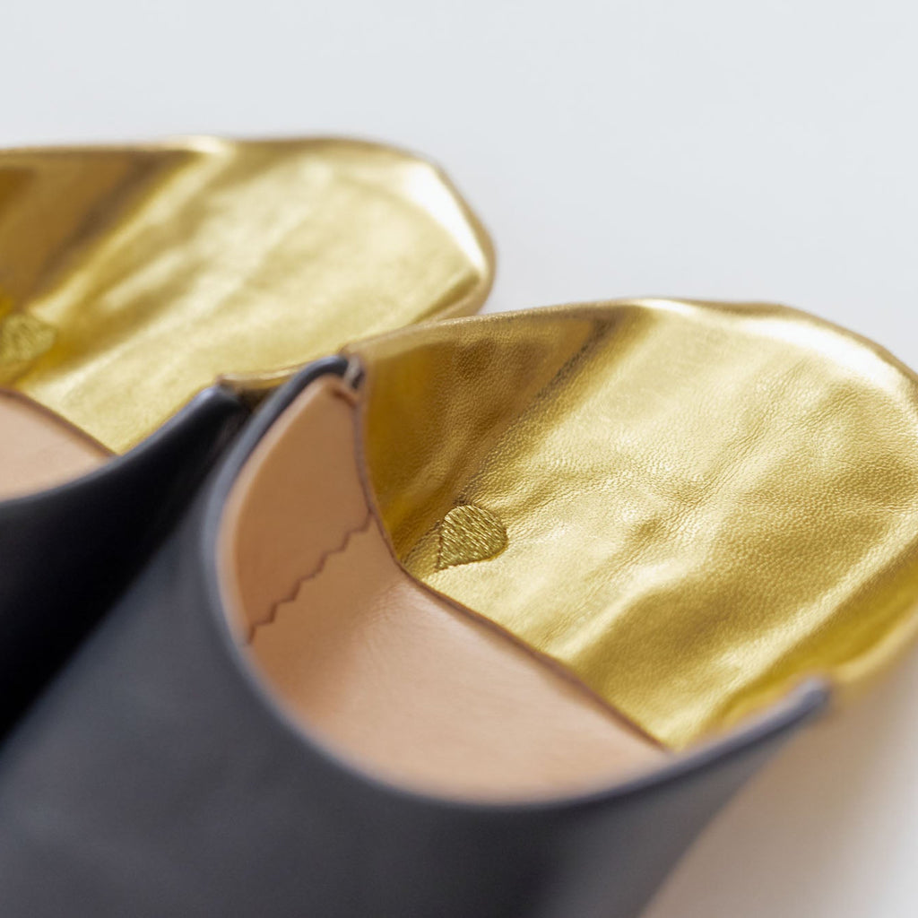 LIGHT YEARS semsem バブーシュ