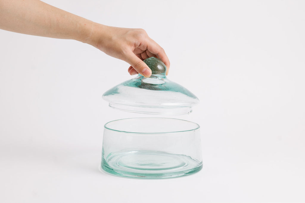 LIGHT YEARS 蓋つきガラスボウル