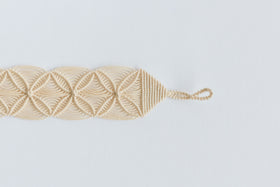 松田紗和 ブレス 花モチーフ 生成