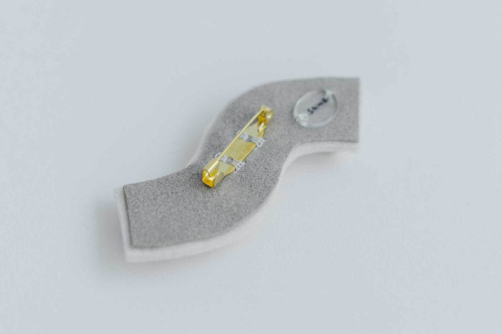 松田紗和 ブローチ なみなみ 生成