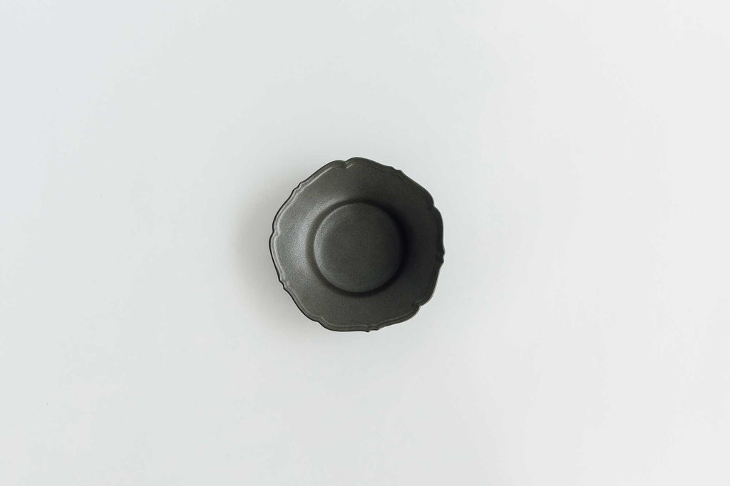 Awabi ware 輪花中深皿