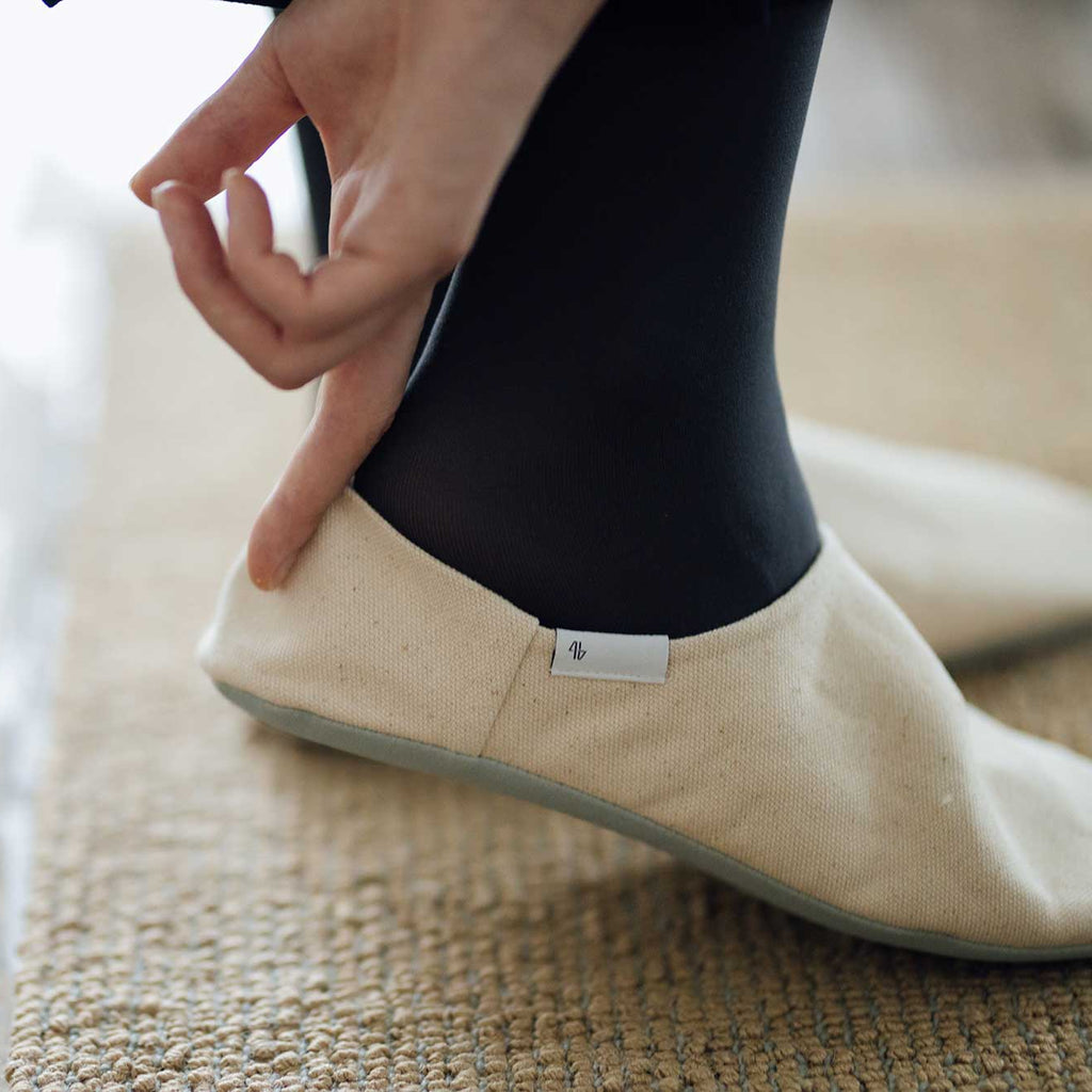 ABE HOME SHOES 帆布バブーシュ