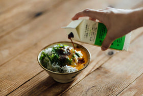 丸秀醤油 自然一だし醤油 *