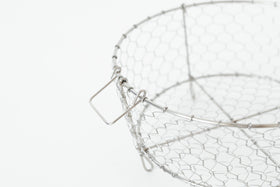 《お一人さま1点限り》鳥井金網工芸 手編み 水切りかご 30cm(ステンレス)