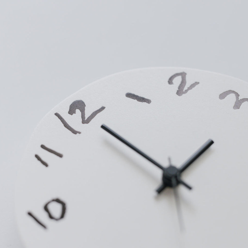 《お一人さま2点限り》' About ' wall clock Yuki MIKAMI × 岩㟢紙器