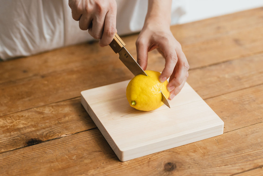 吉永製作所 ヒノキのまな板 卓上正方形