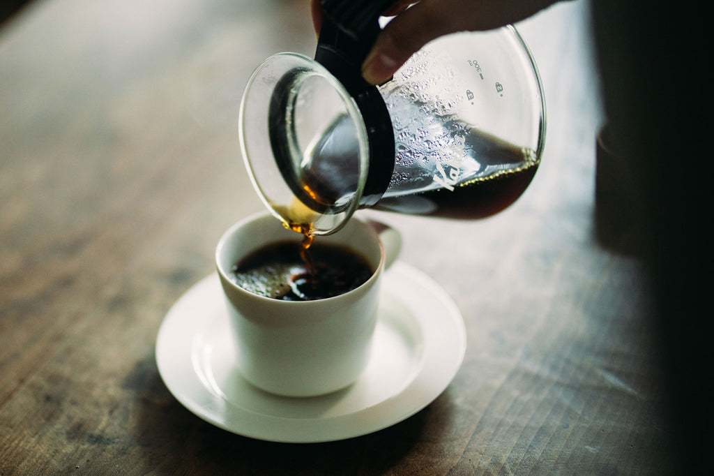 〈くらすこと別注〉yumiko iihoshi porcelain unjour cup(つやあり)